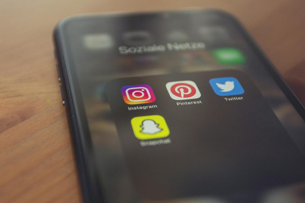 EU Criticizes Meta Over Kids on Social Platforms