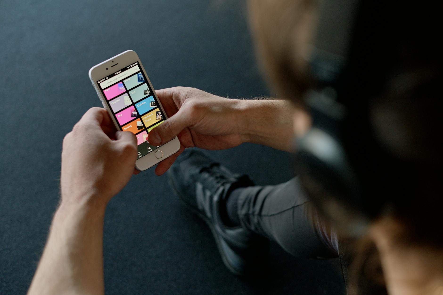 Spotify Launches Fitness Hub with Peloton Workouts