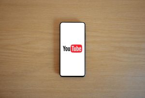 YouTube Expands Free PiP Mode Worldwide