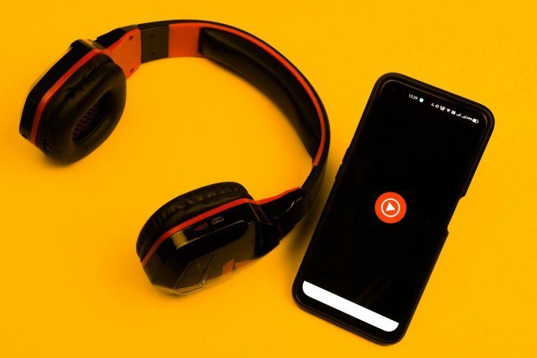 Spotify Adds Narrated Articles to Audiobook Library