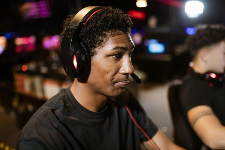 Steelseries Arctis Nova Elite Unveiled: A $600 Audio Experience