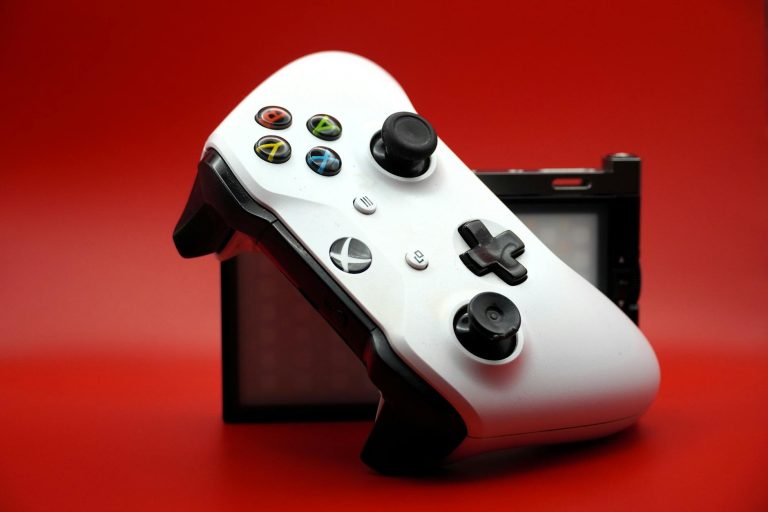 Xbox Listens to Fans, Plans Logo Changes