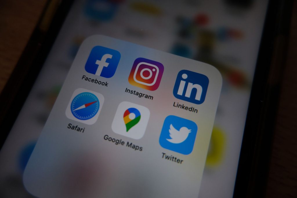 Instagram Now Lets You Customize Your Feed