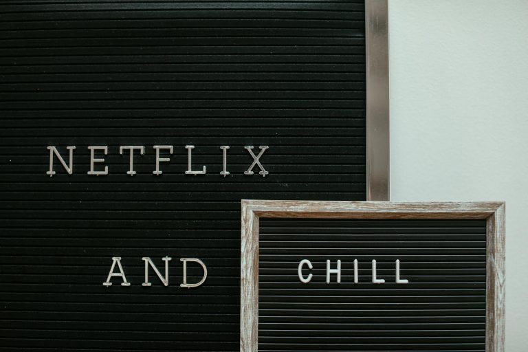 Netflix Picks Up New Comedy ‘Dealies’ from Scavengers Reign Creator