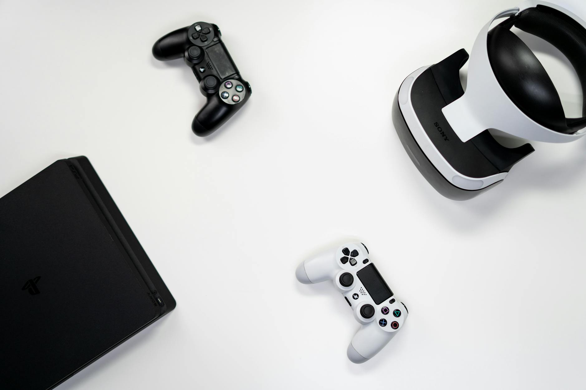 Valve Sets Summer Launch for Steam Machine