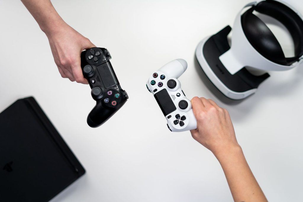 Valve’s Steam Controller Demand Surges, Delays Expected