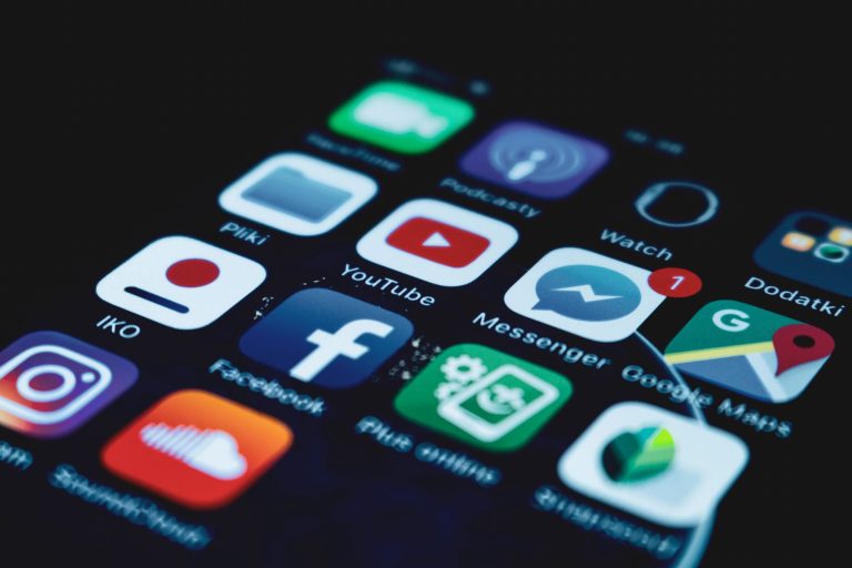 EU Says Instagram, Facebook Too Addictive