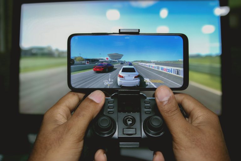 Roblox Unveils AI Game Builder for Mobile Users