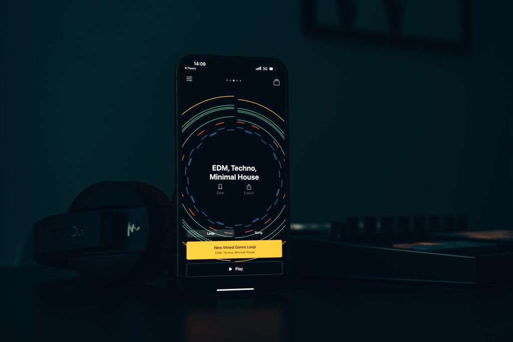 YouTube Music Tests Fullscreen Cover Art Feature